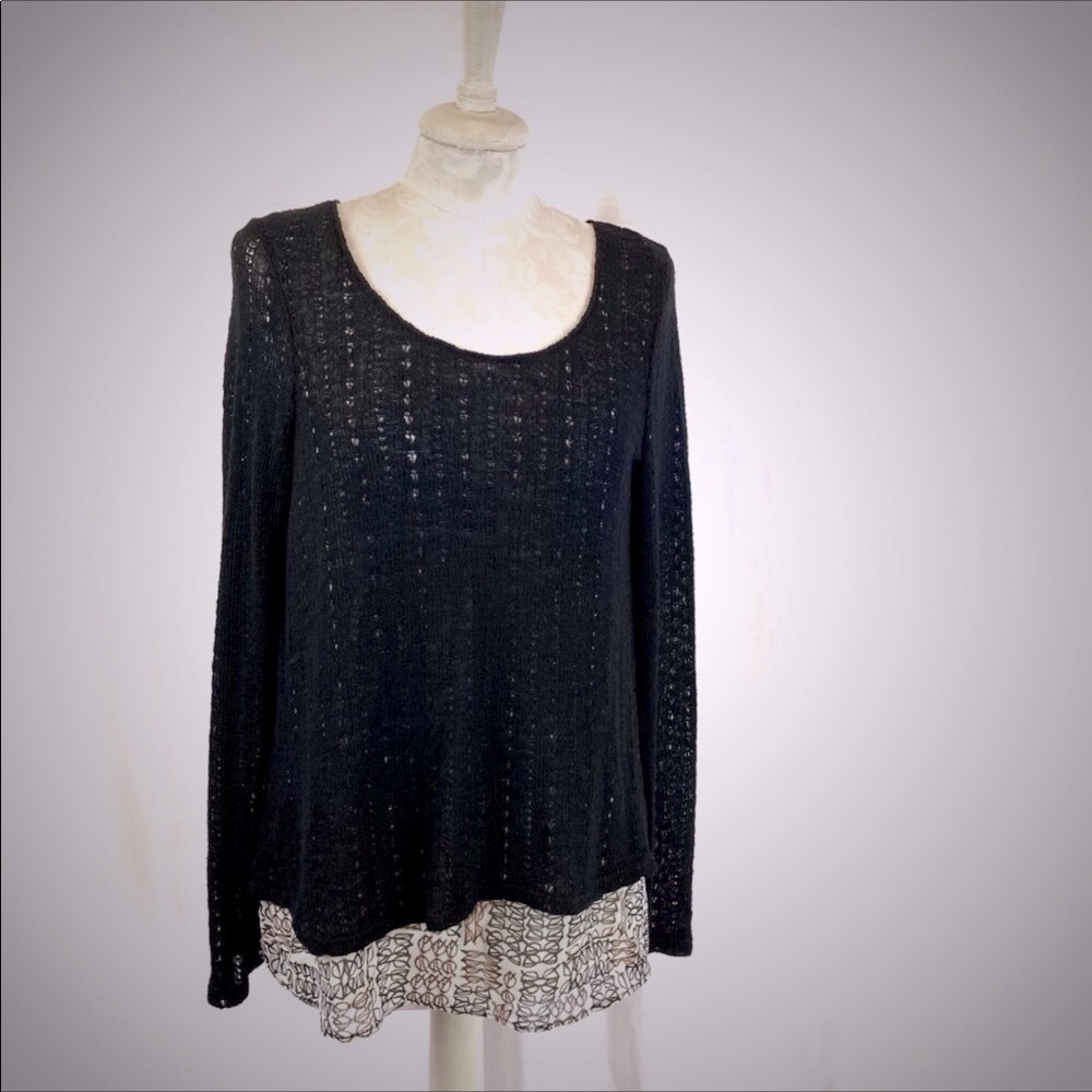 Rare Novelty Eyewear Print Scoop Neck Crochet Pointelle Overlay Top